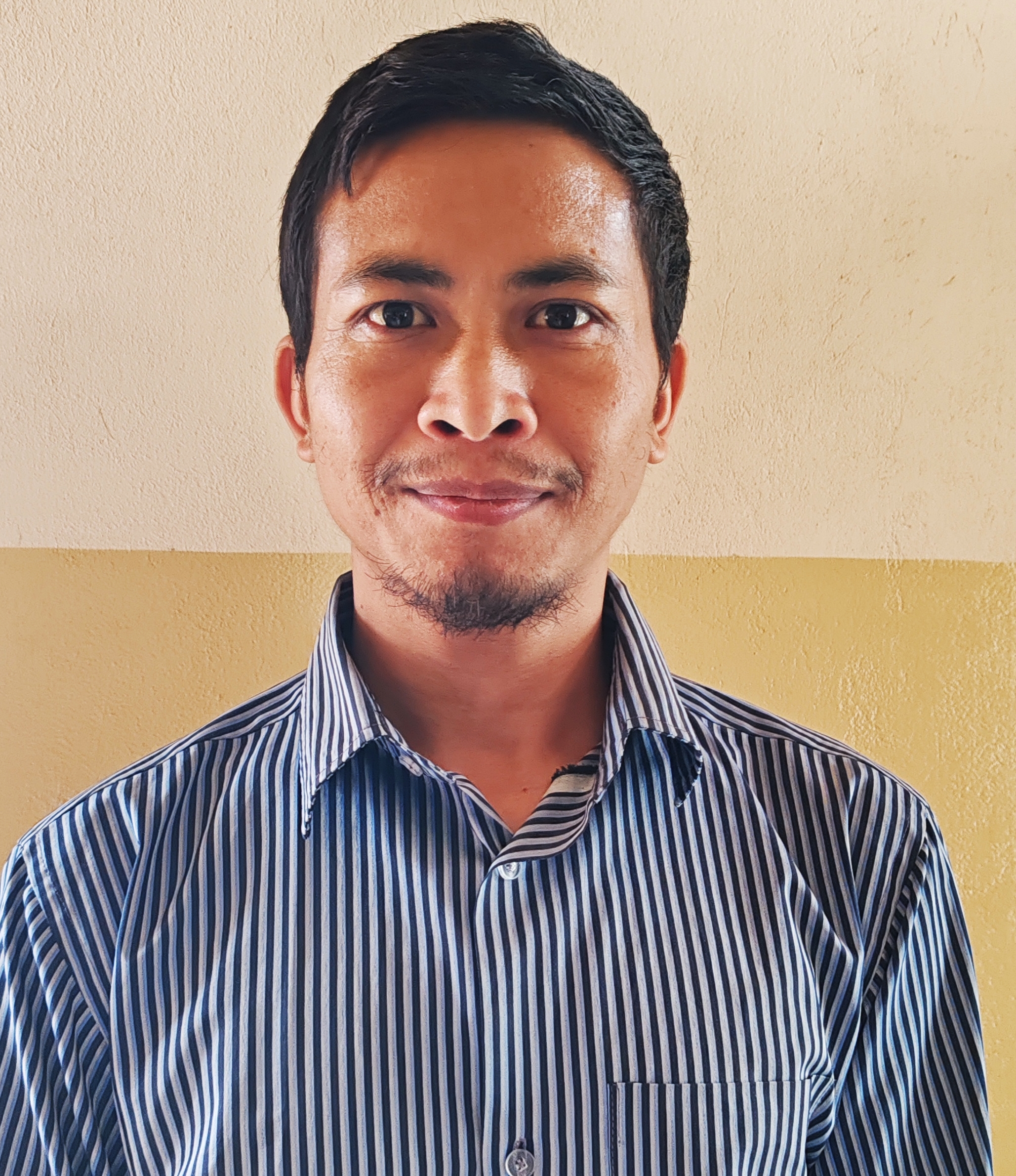 higher secondary staff Photo